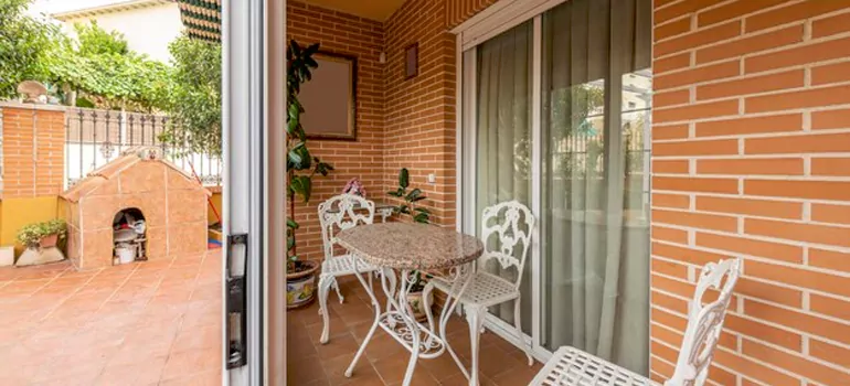 Adding Porch Enclosures To Your Home in Clearwater, FL